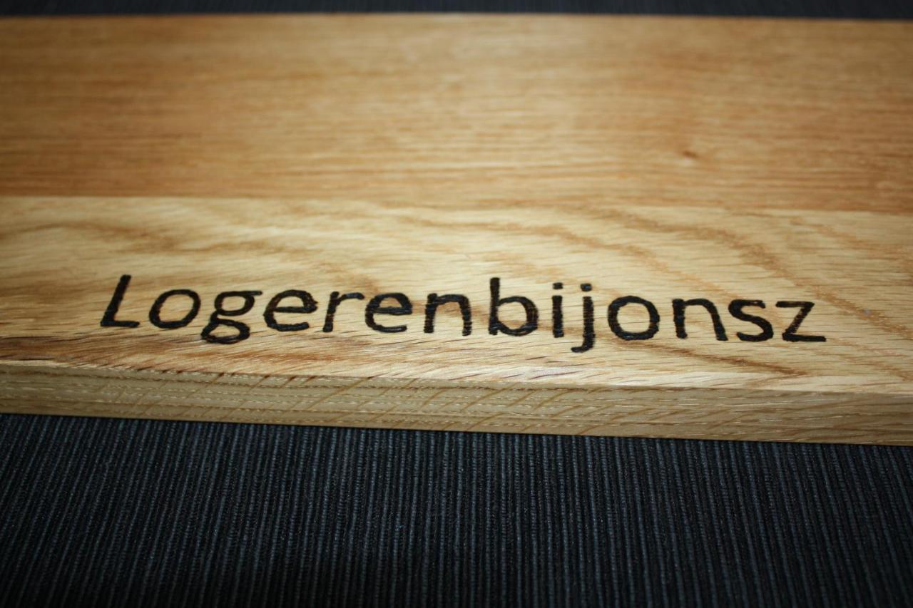Logerenbijonsz Acomodação com café da manhã Berghem Exterior foto