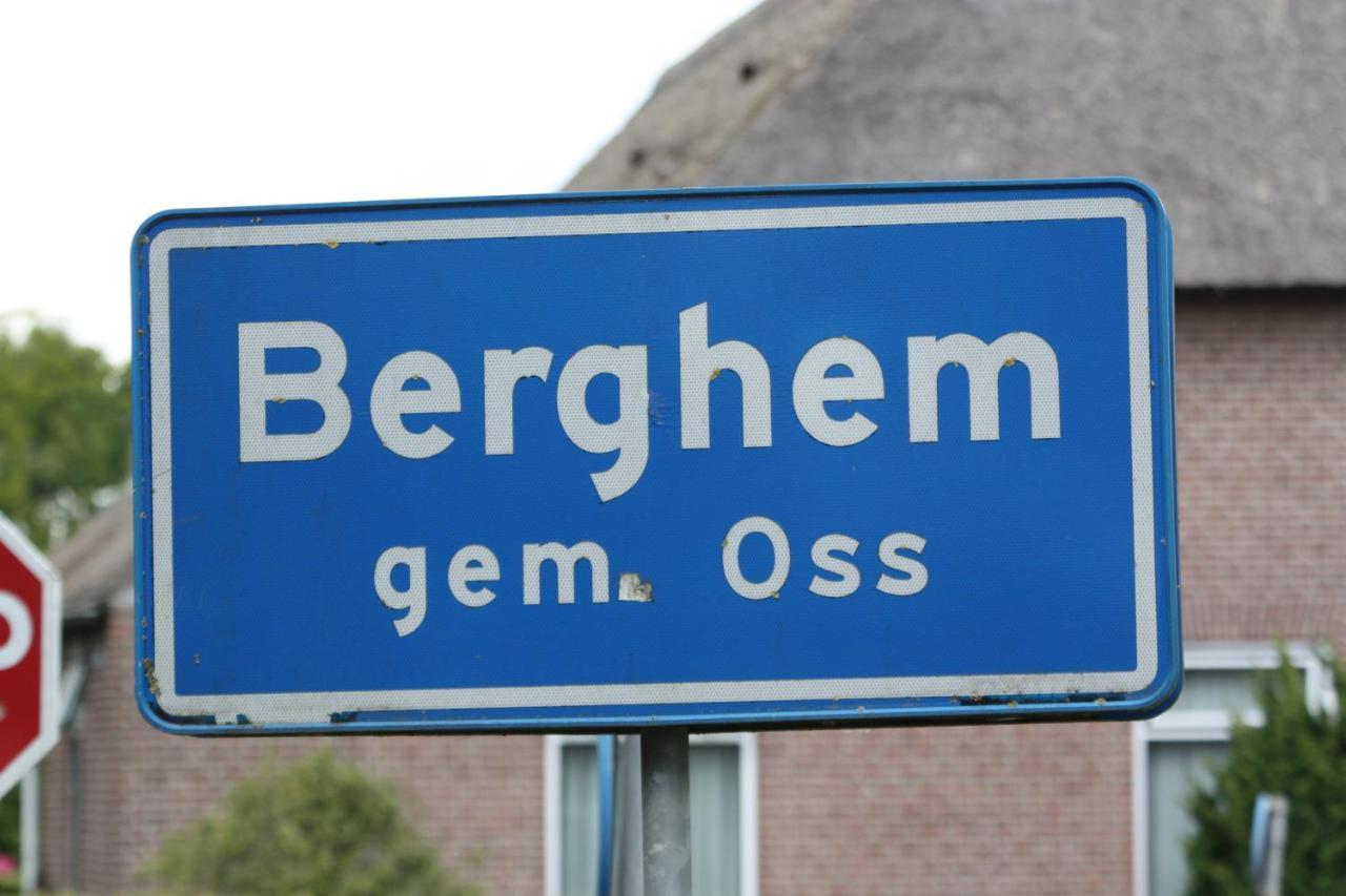 Logerenbijonsz Acomodação com café da manhã Berghem Exterior foto